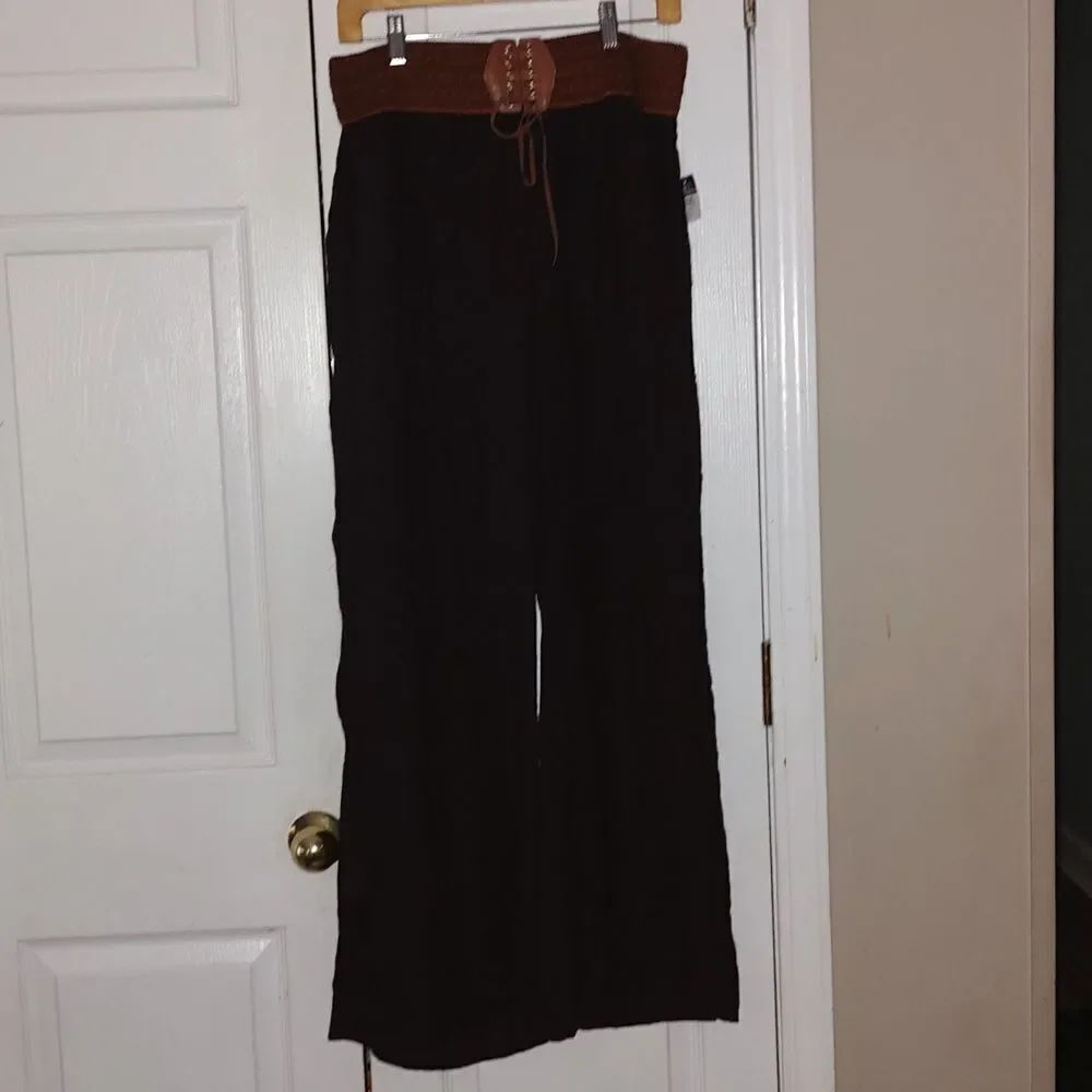 Rue21 black wide leg wide elastic band pull on casual dress pants Sz L